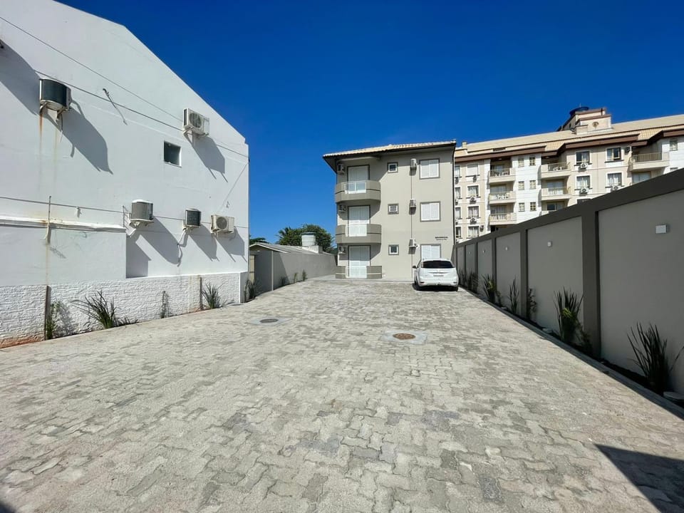 Apartamentos com vista mar na Praia Dos Ingleses Apartment in Florianopolis