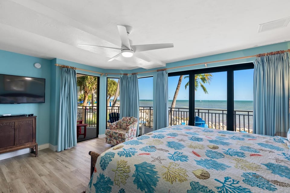 Mar Y Sol Ocean Front House in Key West