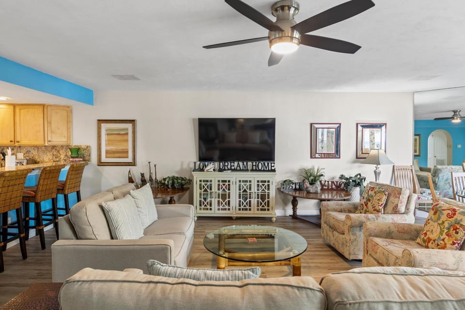 Mar Y Sol Ocean Front House in Key West