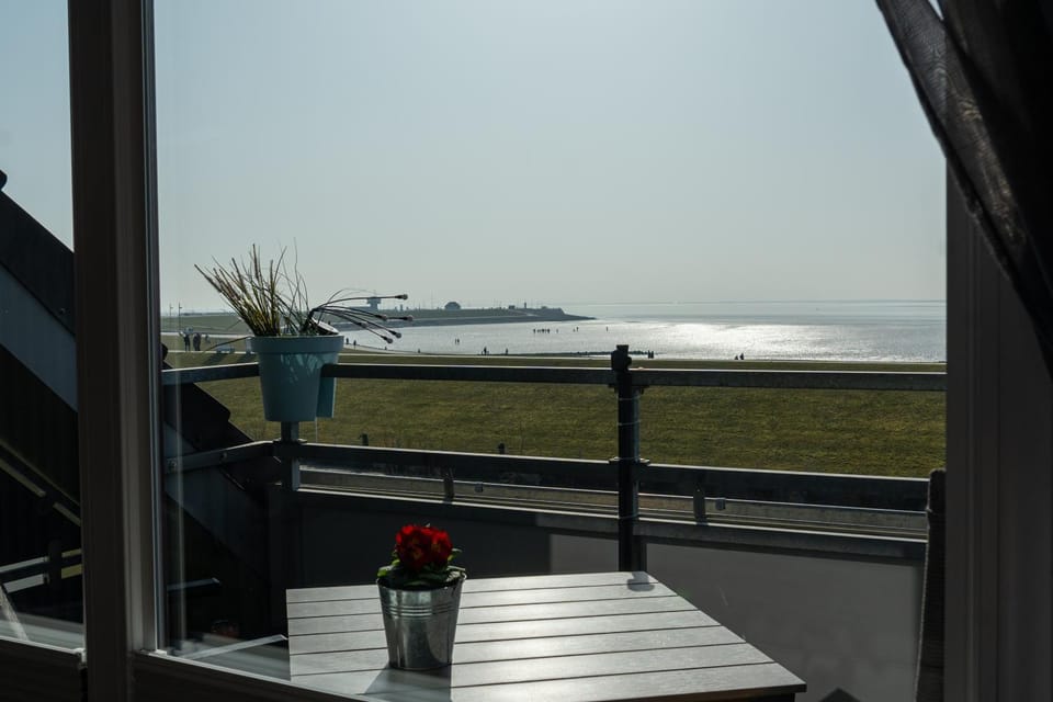 Sea view, Sea view
