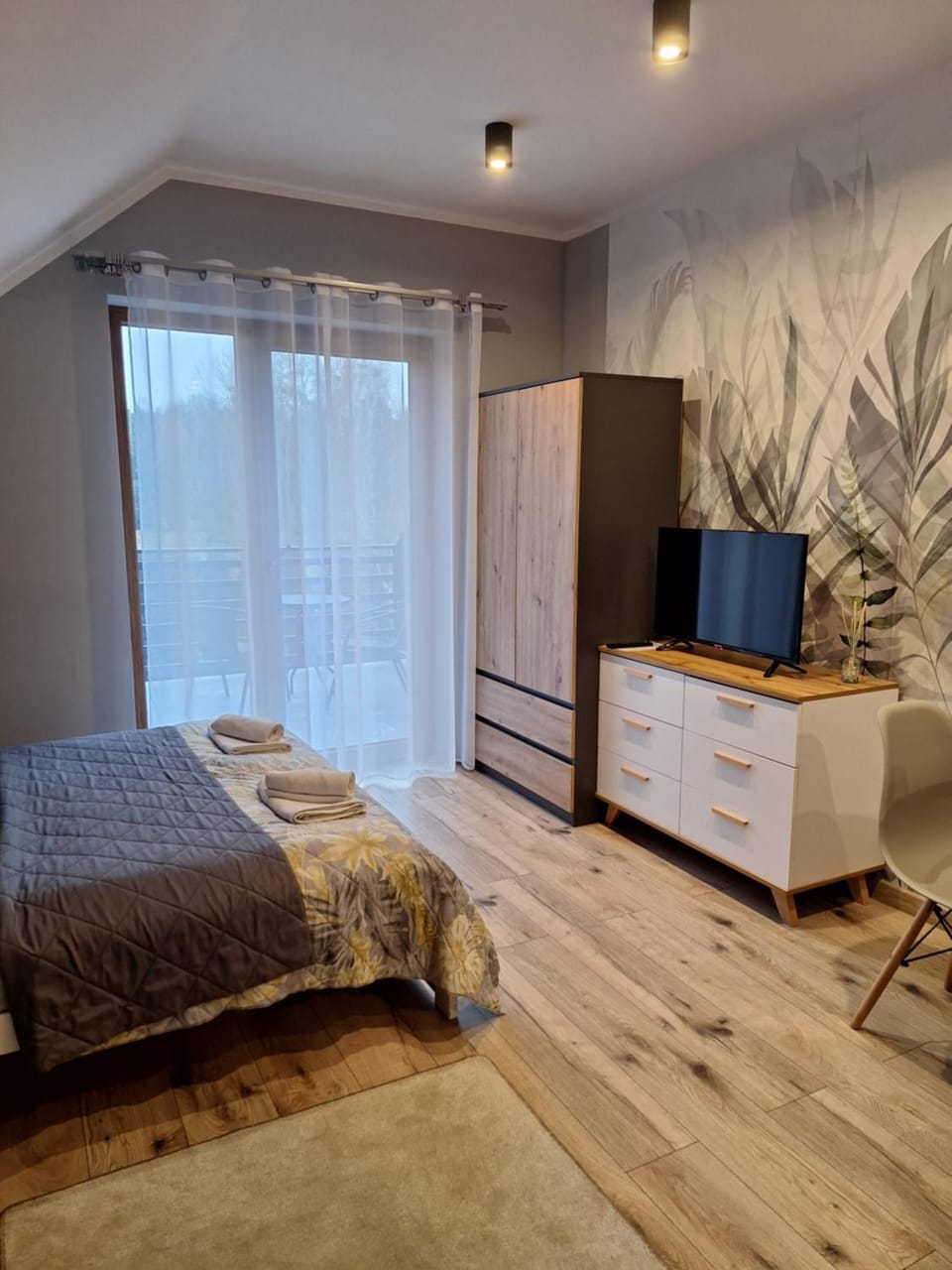 TV and multimedia, Bedroom, wardrobe