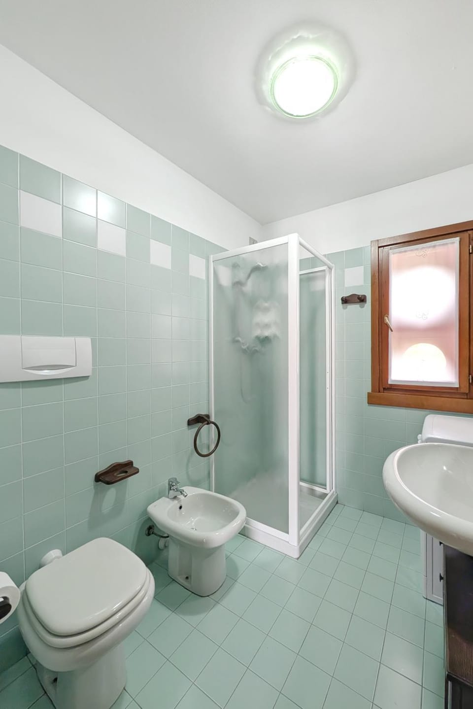 Shower, Toilet, Bathroom, bidet