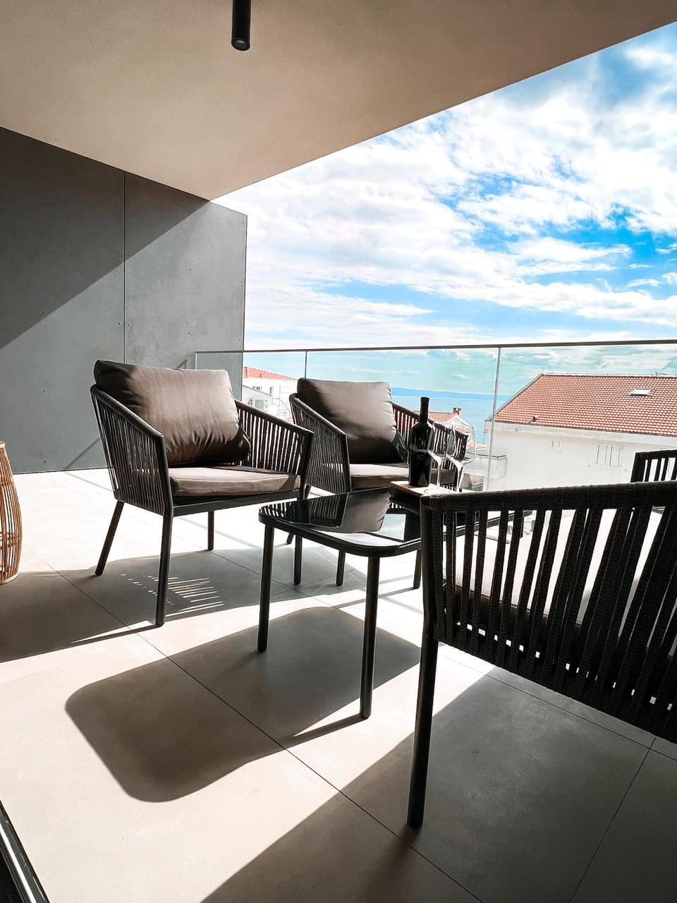 Day, View (from property/room), Balcony/Terrace, Seating area, Sea view