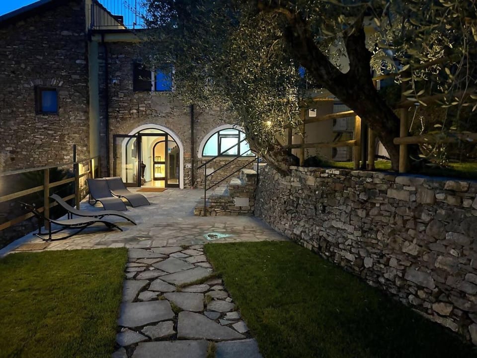 Appartamento Luly Dachi Farm Apartment in Liguria