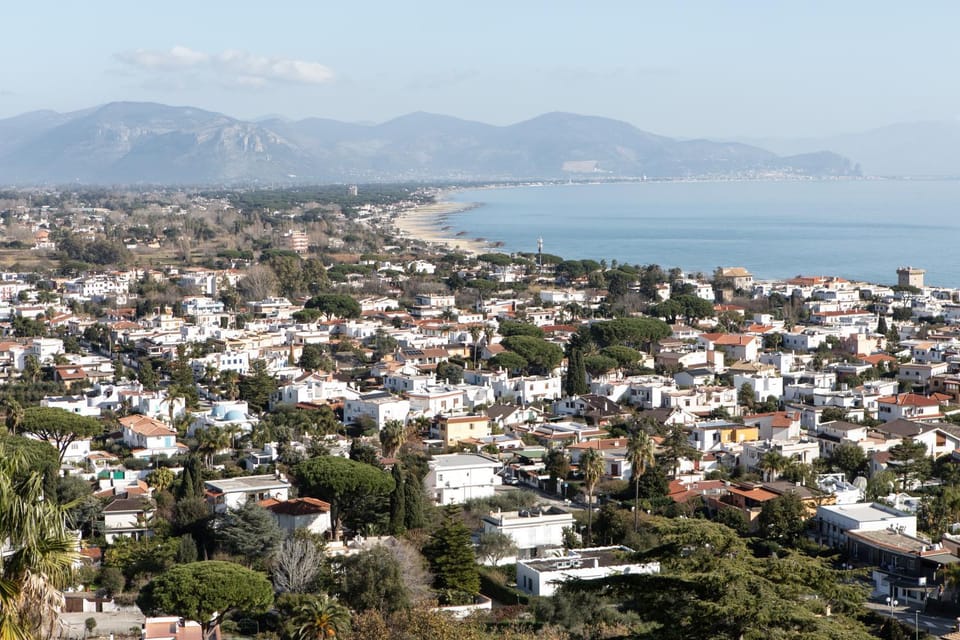 Nearby landmark, Day, Neighbourhood, Natural landscape, City view, Mountain view, Sea view, Street view