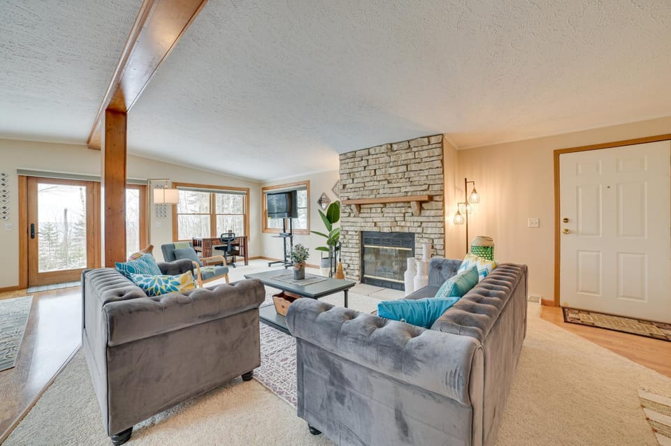 Cheboygan Getaway w/ Fire Pit & Lake Access! House in Michigan