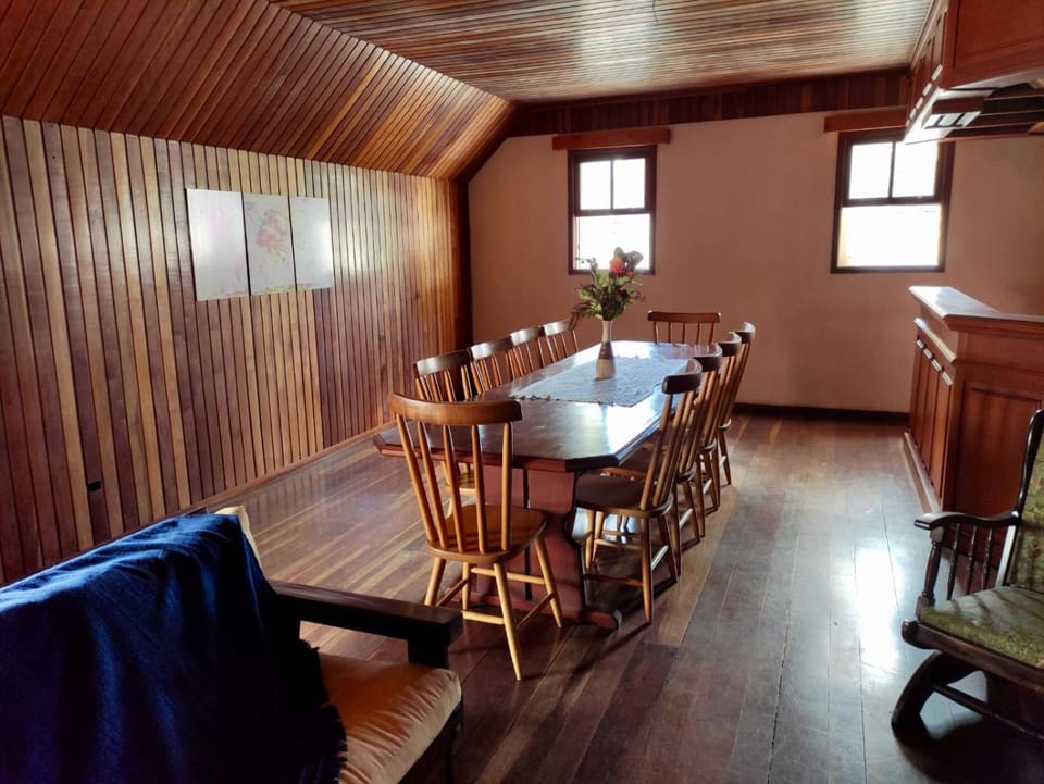 Recanto Dubieux Suítes Bed and Breakfast in Campos do Jordão