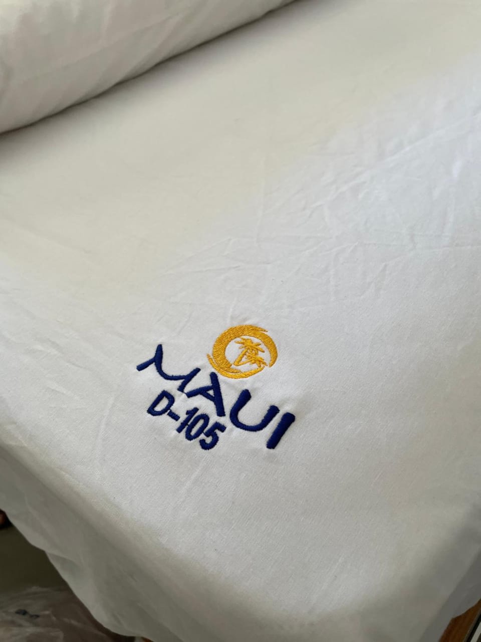 Bed, Property logo or sign, Bedroom