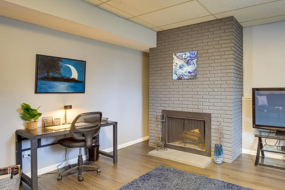 Portland Vacation Rental about 11 Miles to Downtown Apartment in Gresham