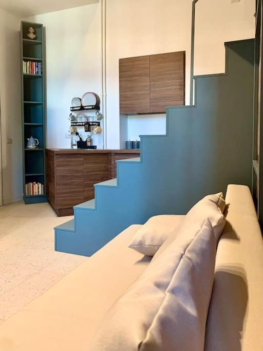 Lovely studio flat in Bocconi Apartment in Milan