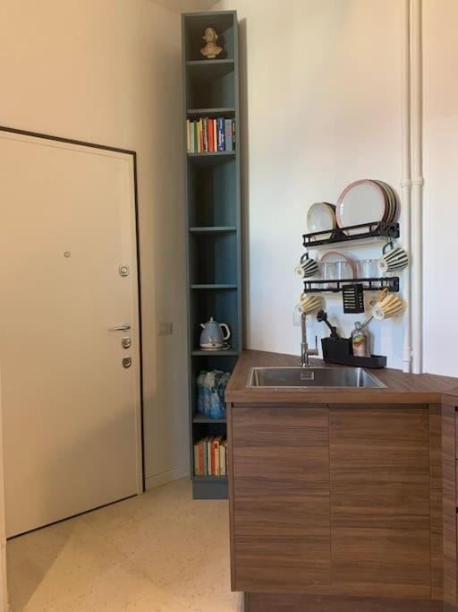 Lovely studio flat in Bocconi Apartment in Milan