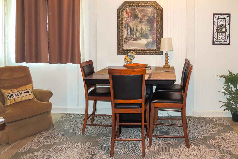 Sneads Ferry Vacation Rental Studio w/ Water Views Apartment in North Topsail Beach