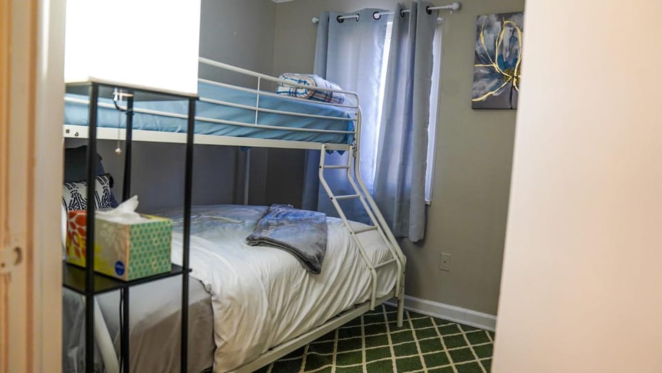 Photo of the whole room, Bedroom, bunk bed