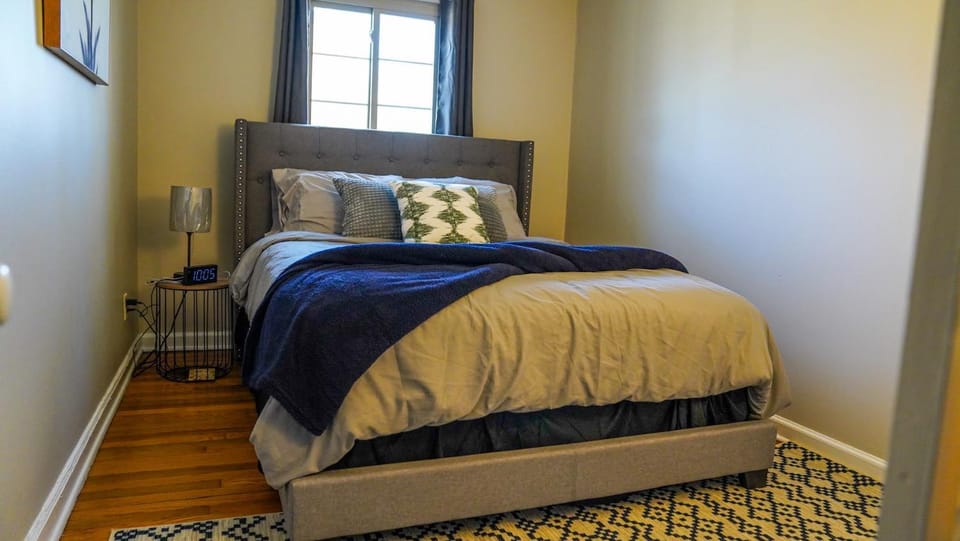 Bed, Bedroom