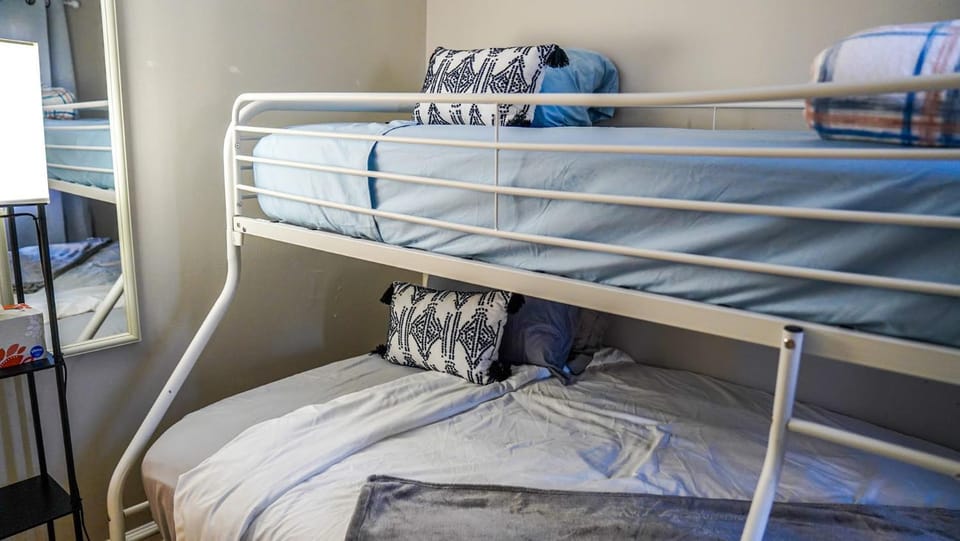 bunk bed