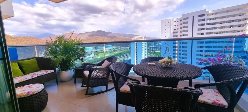 Natural landscape, View (from property/room), Balcony/Terrace, Mountain view