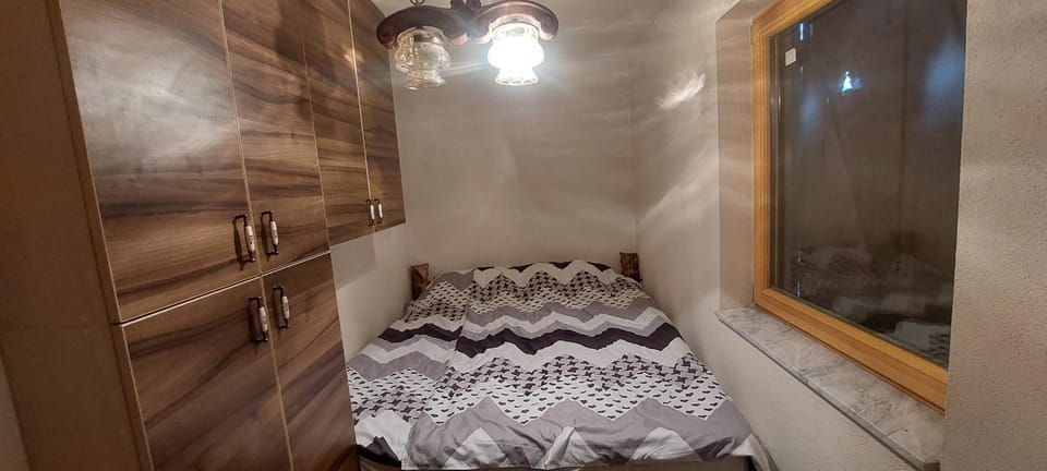 Bed, Photo of the whole room, Bedroom, wardrobe
