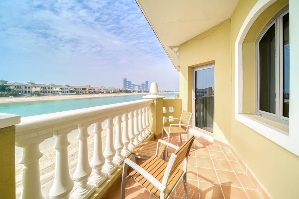 Frond E Villa, Palm Jumeirah - Mint Stay Apartment in Dubai