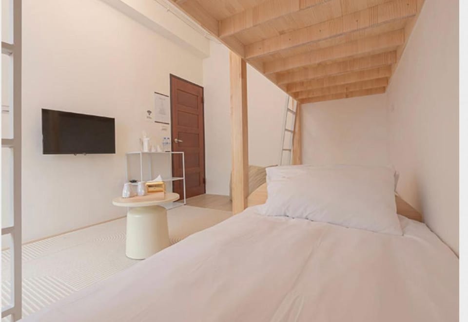 宇宙日光小公寓 Universe And Sunlight Apartment Vacation rental in Taiwan, Province of China