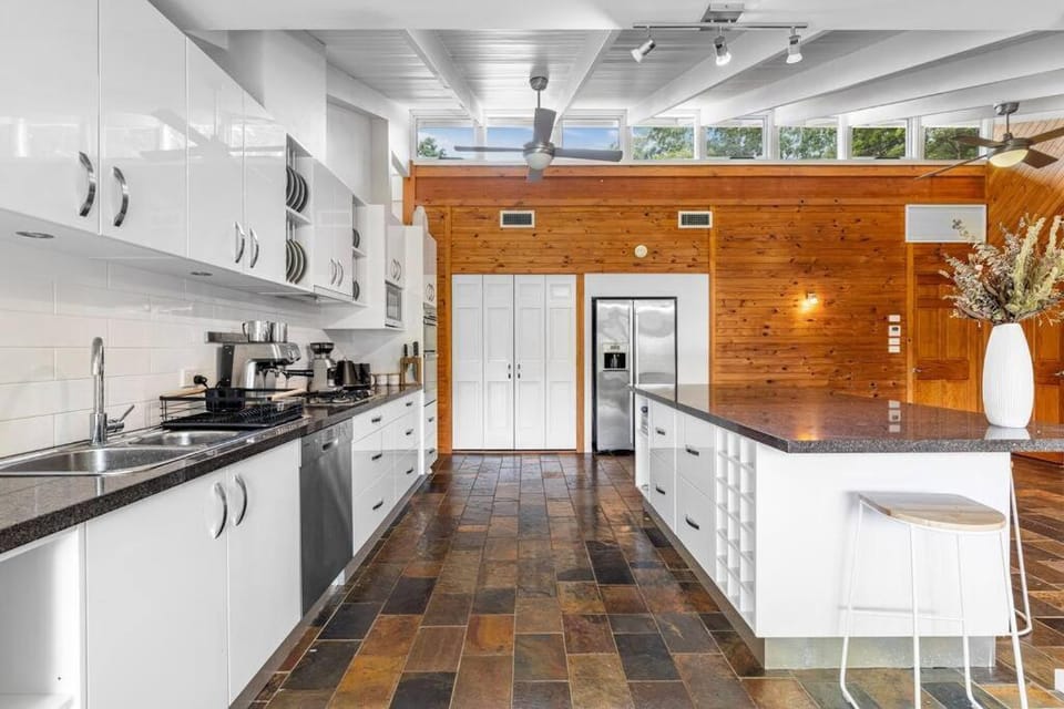 Sleep 9 @ Secluded Farmstay 12min to Coffs Harbour House in New South Wales