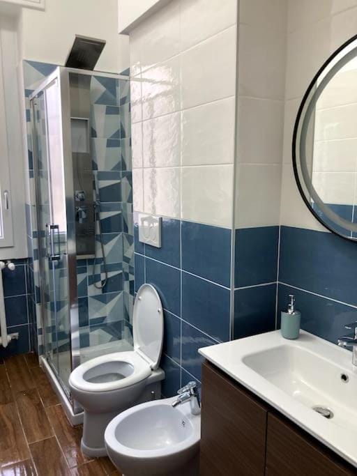 Shower, Toilet, Bathroom, bidet