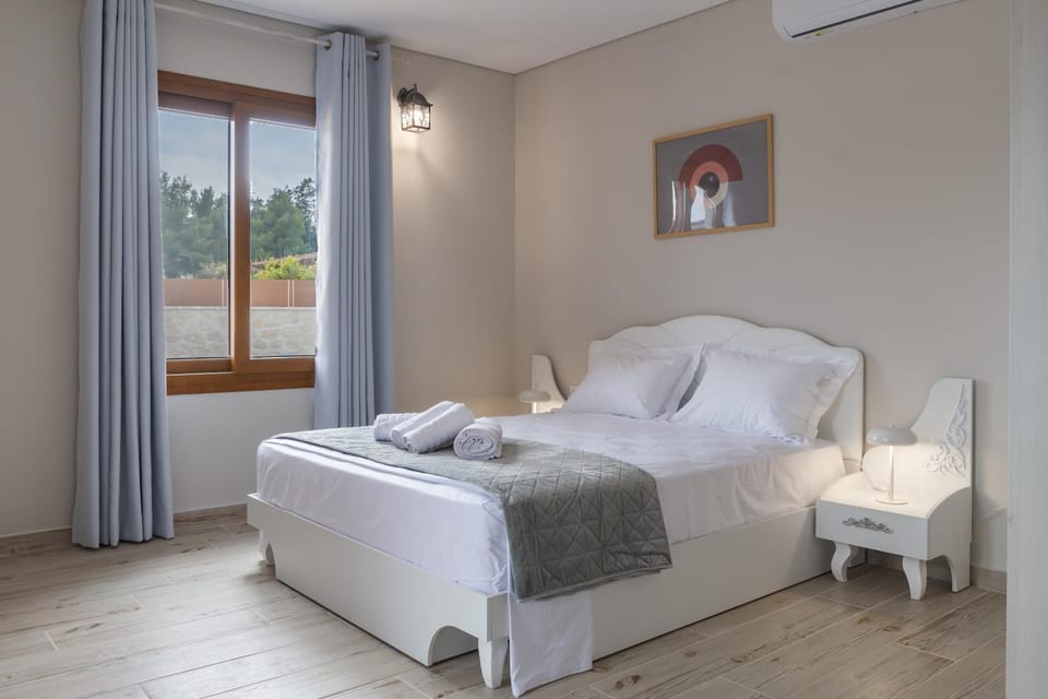 Villa Aqua - Laganas Stone Villas Villa in Peloponnese, Western Greece and the Ionian