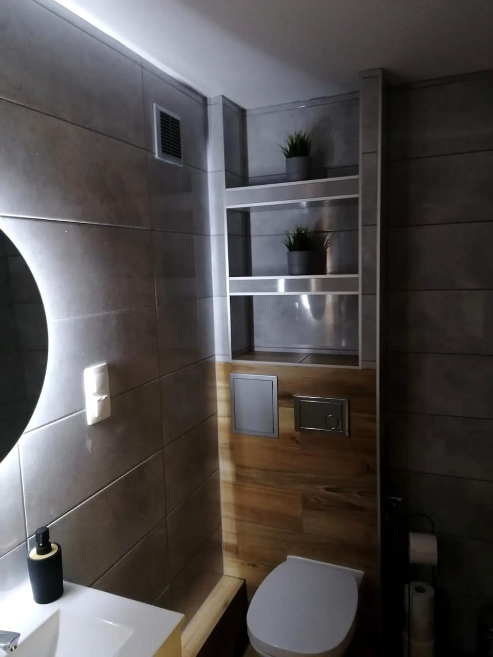 Apartament położony u podnóża Gór Bardzkich Apartment in Lower Silesian Voivodeship
