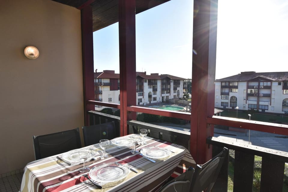 Balcony/Terrace, Pool view