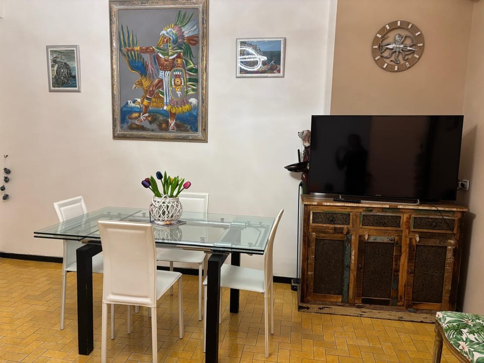 Una finestra sul mare accanto alle 5 Terre Apartment in Levanto