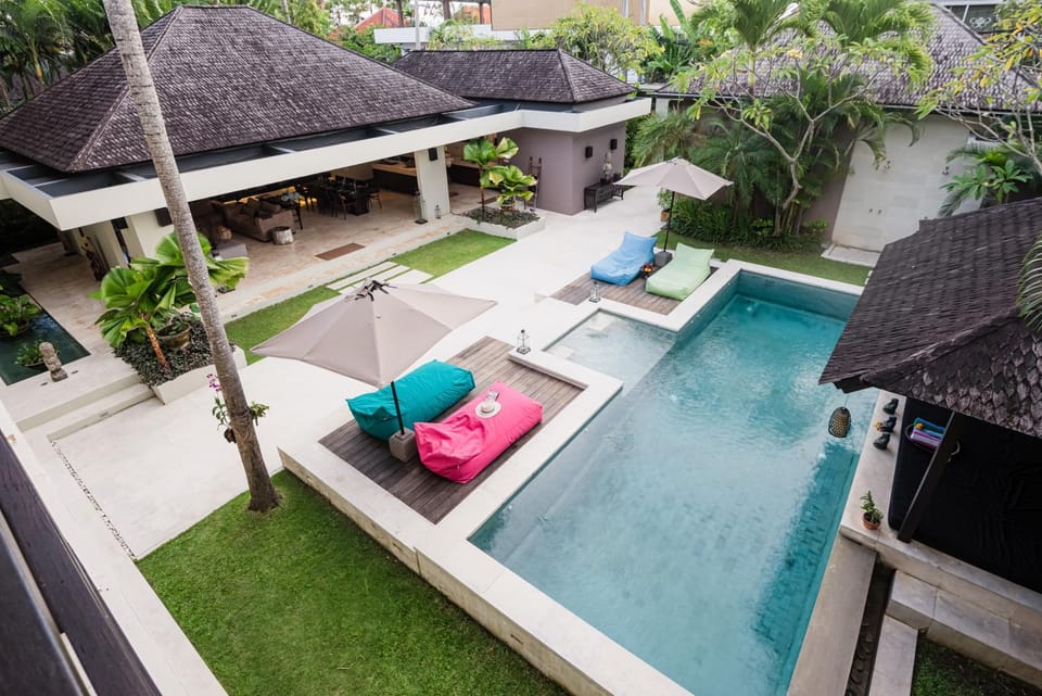Property building, Natural landscape, Seating area, Pool view, Swimming pool, sunbed
