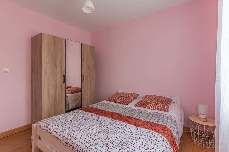 Living room, Bedroom