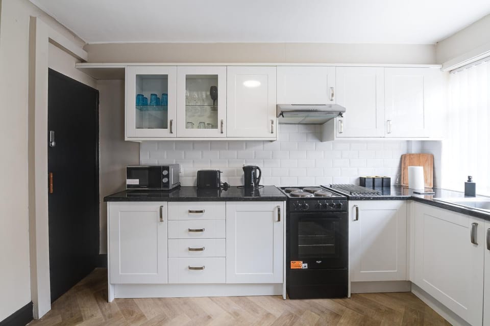 Poppy's Place - Manningham Road House in Liverpool