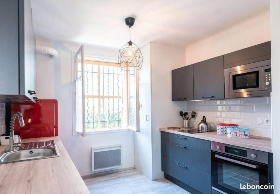 Domus César, wifi, gare et arènes Apartment in Nimes