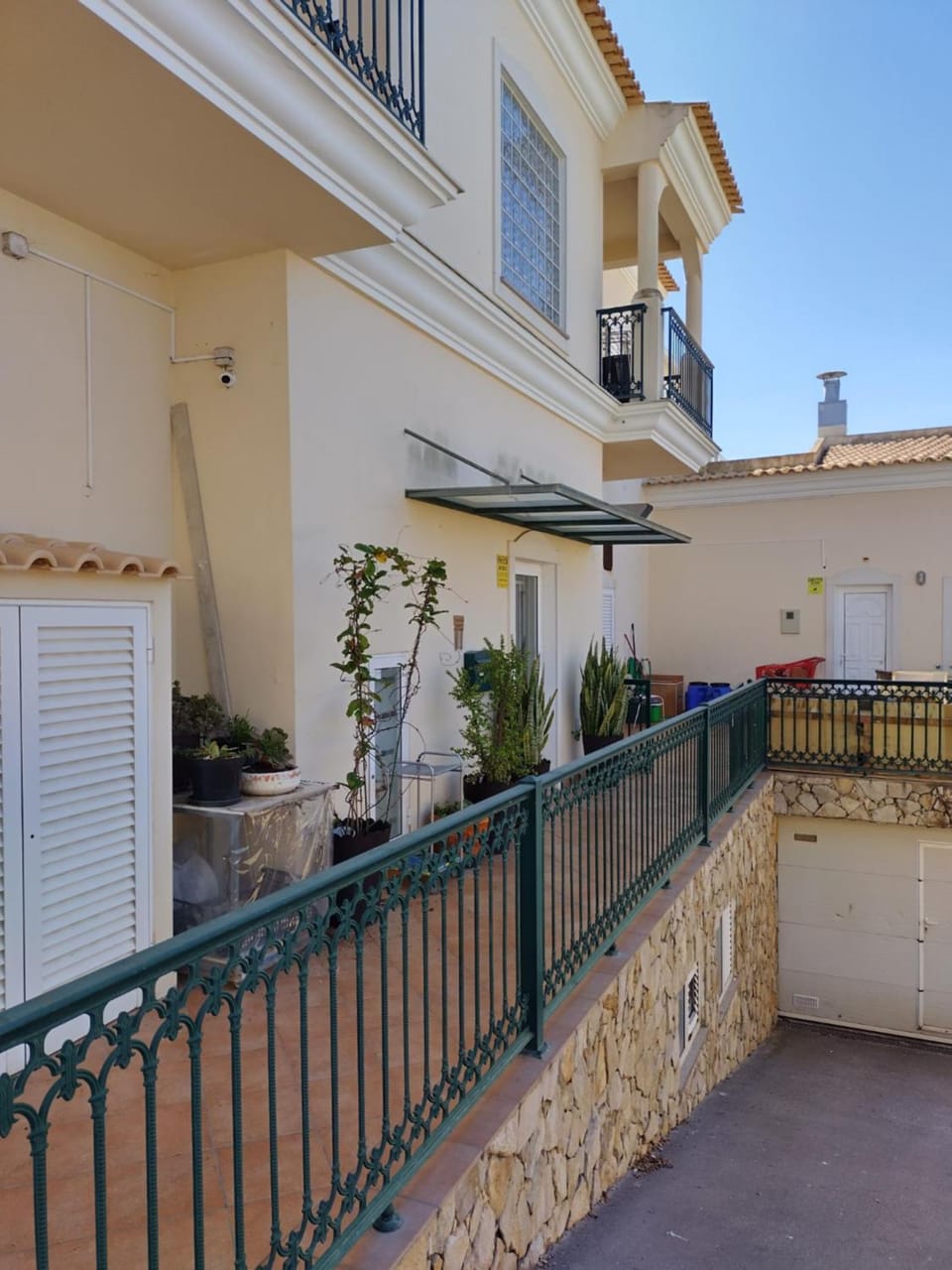 Facade/entrance, Quiet street view