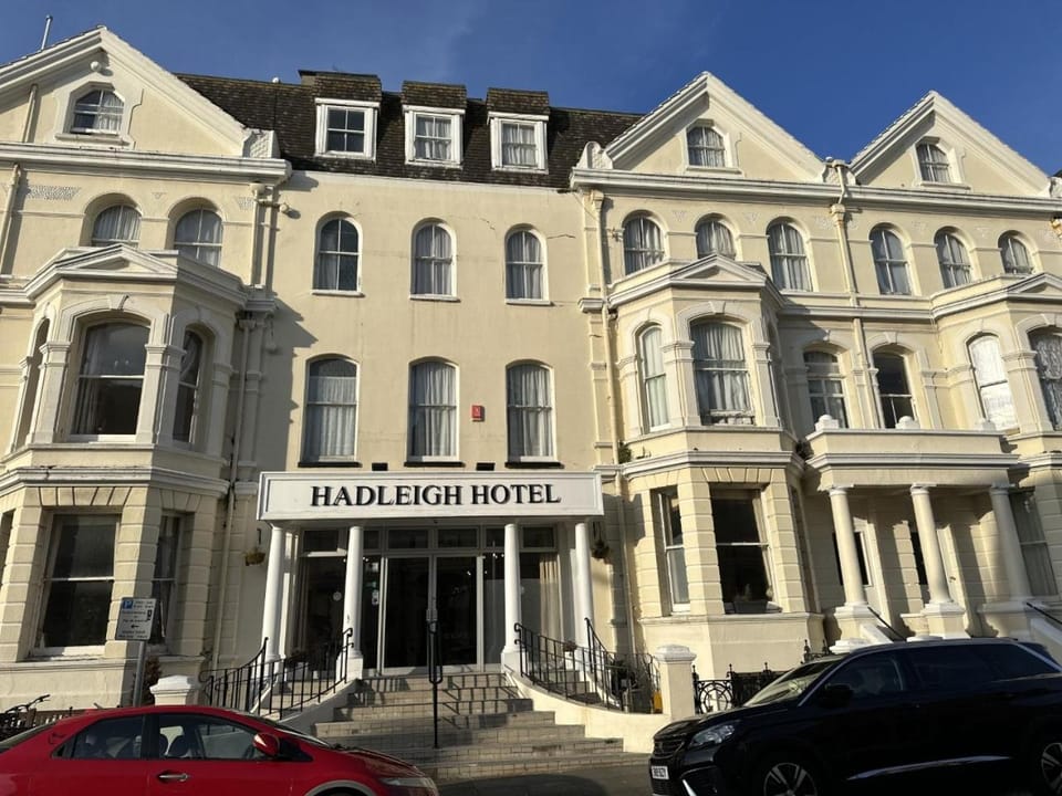 Hadleigh Hotel Hotel in Eastbourne