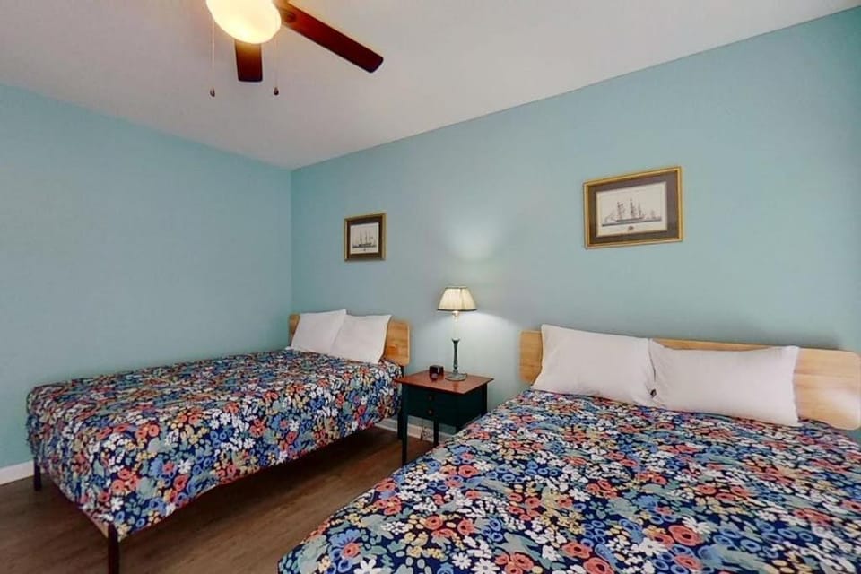 Homey Beach Hideaway Apartment in South Carolina