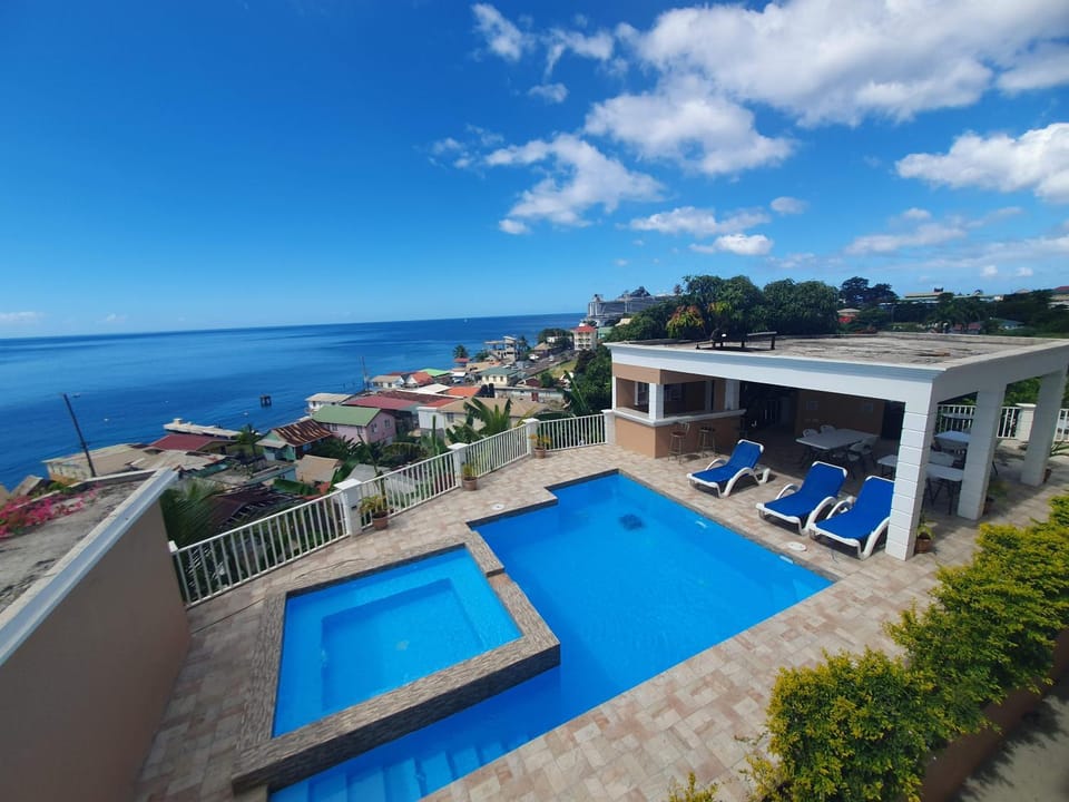 Pool view, Swimming pool