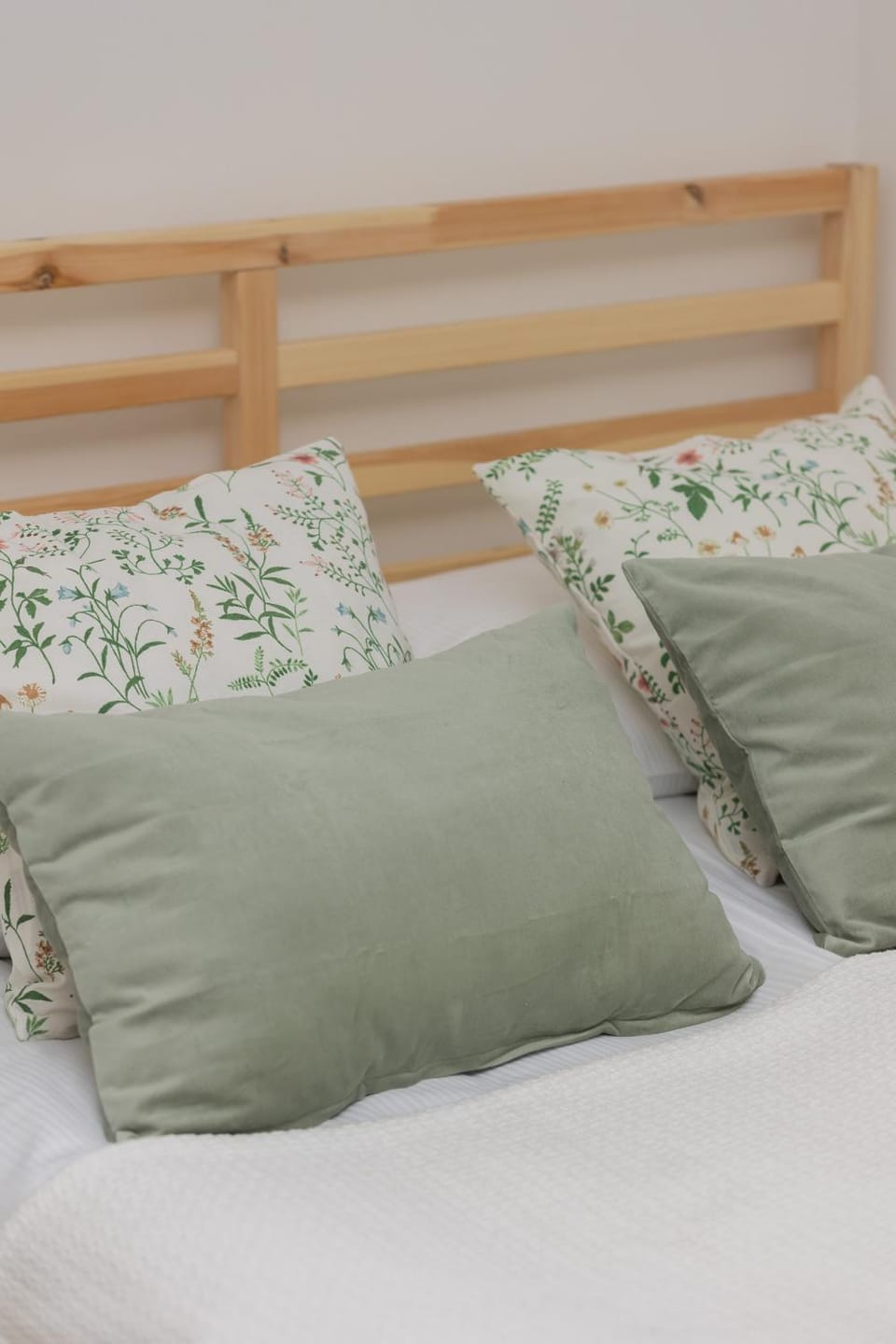 Bed, Decorative detail