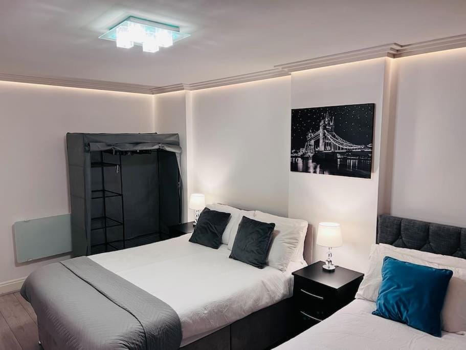 Regent House Apartment in London