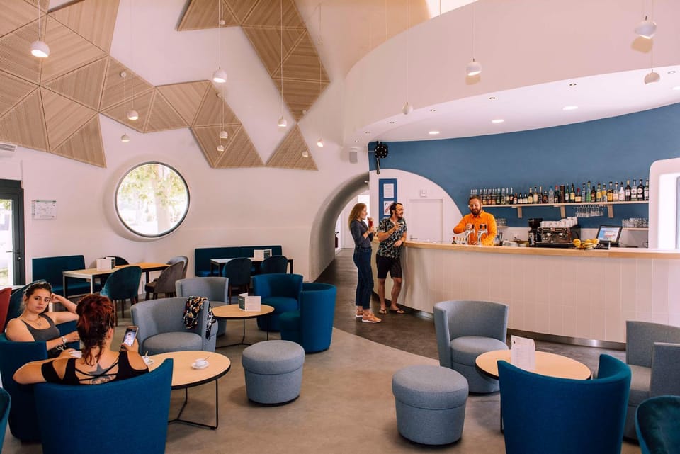 Lounge or bar