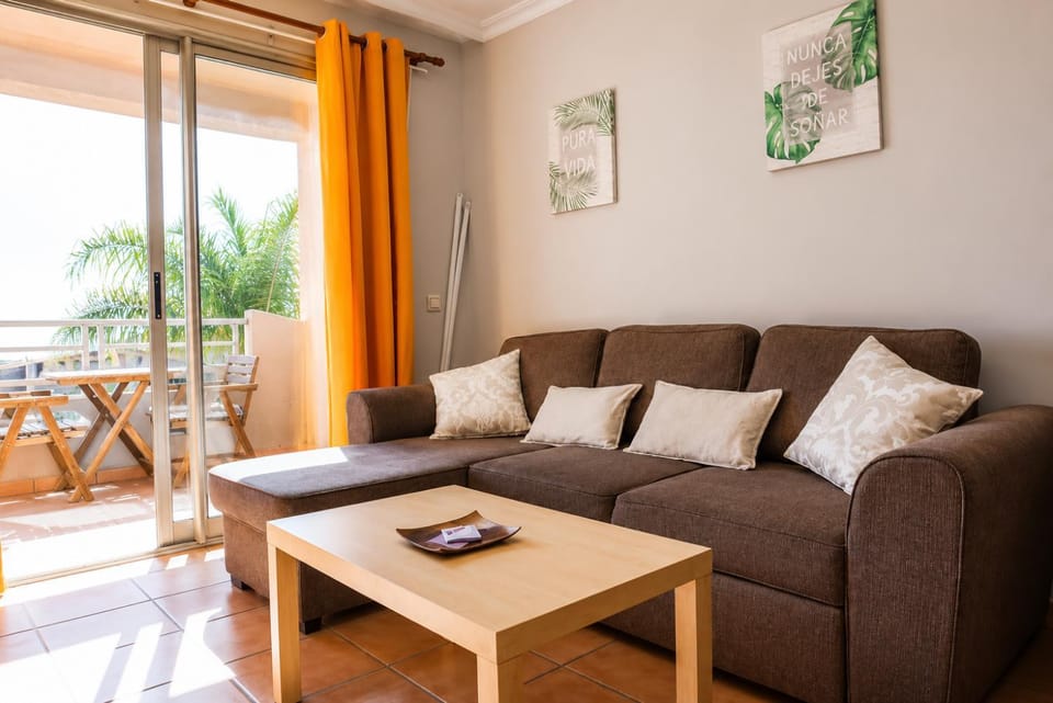 Balcony/Terrace, Living room