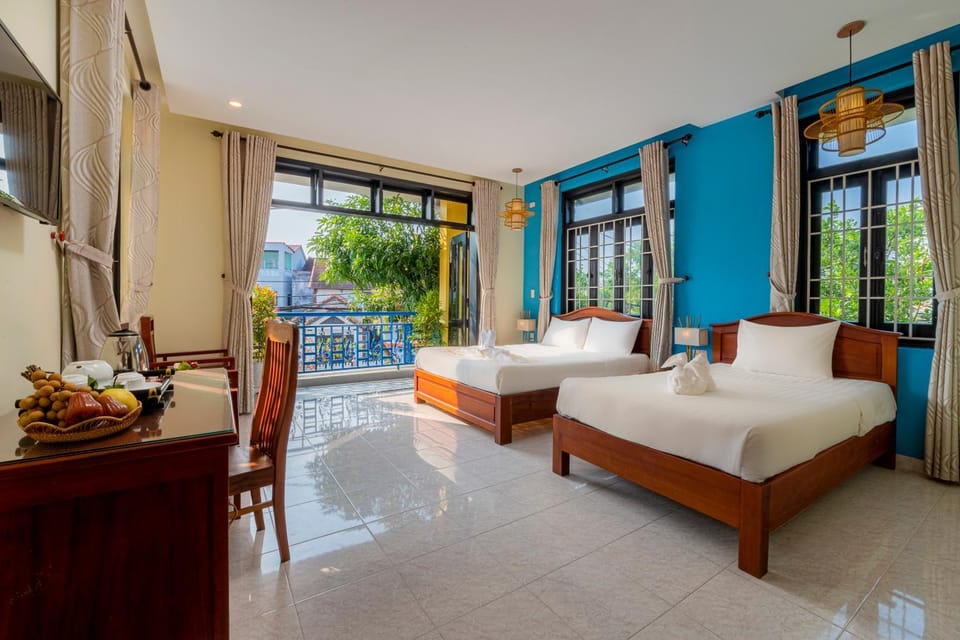 View (from property/room), Balcony/Terrace, Bedroom