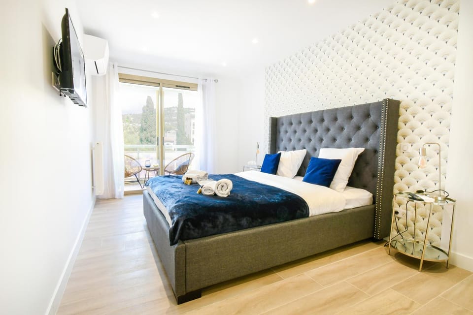 Elena YourHostHelper Apartment in Cannes