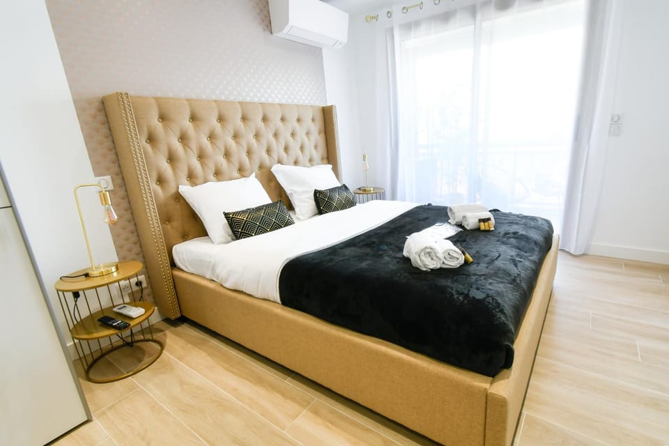 Elena YourHostHelper Apartment in Cannes