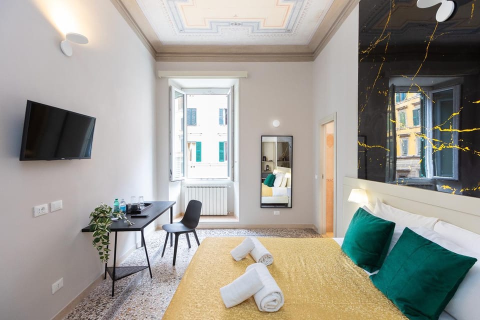 Iron Cityaus Termini Bed and Breakfast in Rome