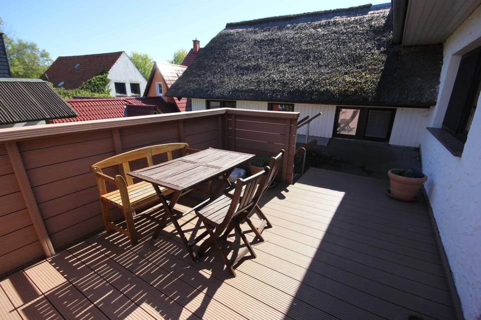 Property building, Balcony/Terrace