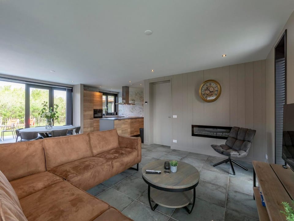Living room, Other