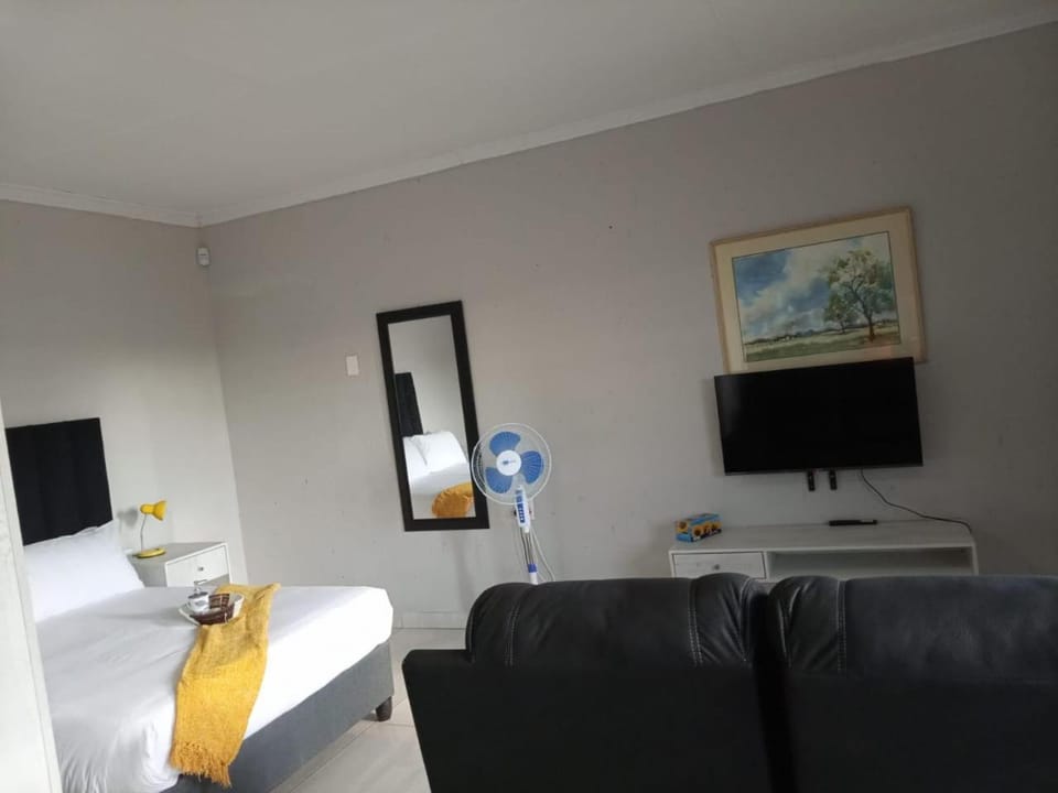Bella's self contained daily accommodation Apartment in Gauteng