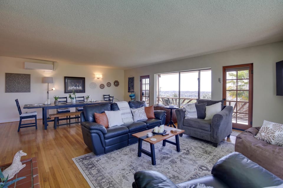 Charming Spring Valley Retreat with Private Pool! House in Spring Valley