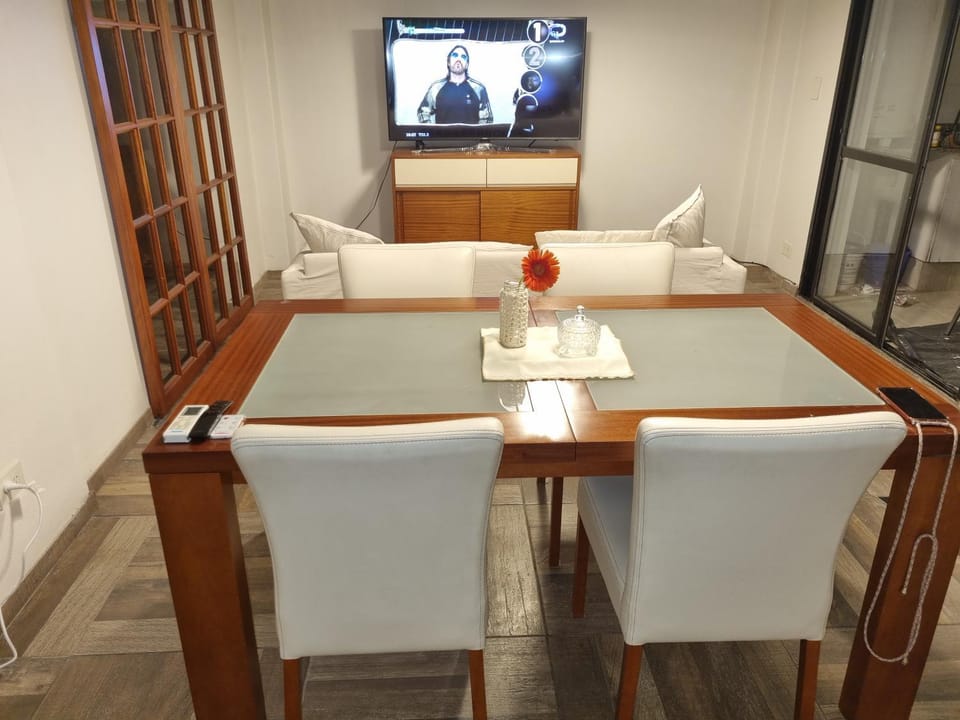 Living room, Dining area